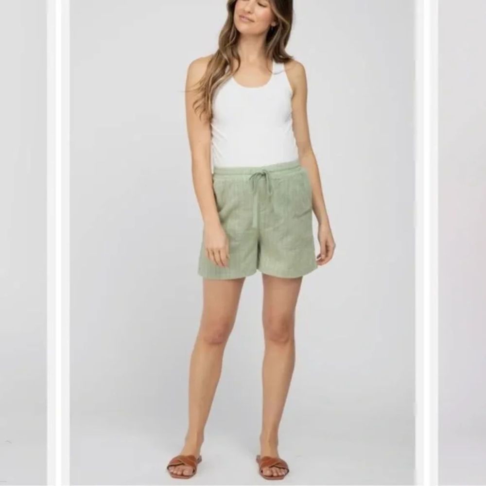 Cotton Bleu Sage Green Linen Shorts L